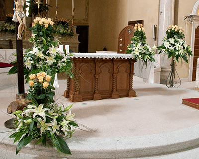 Flores , ramos , decoraciones.